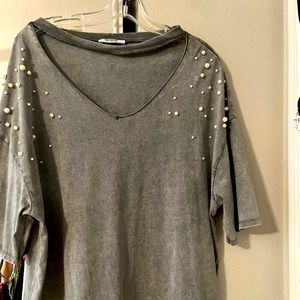 ZARA-Gray stone wash top with slit collar and pearl details on sleeves